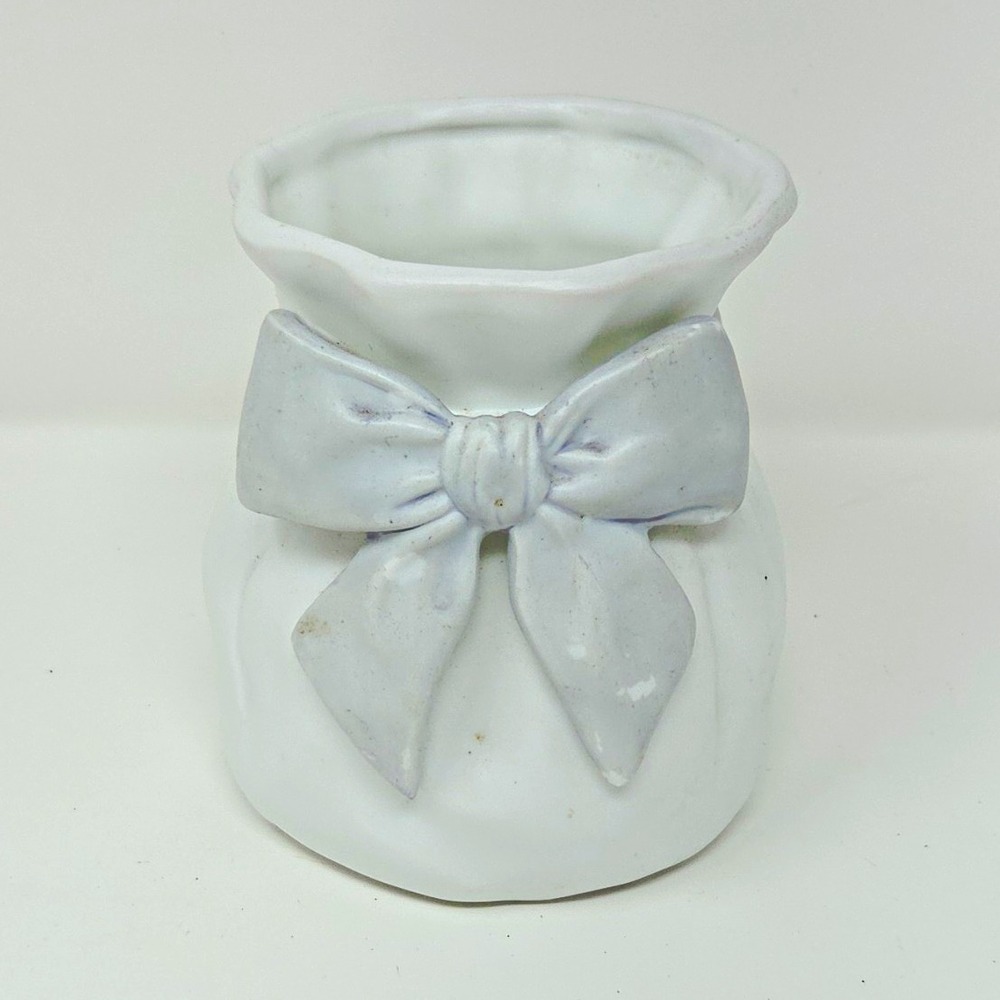 Tullibee White Ceramic Bud Vase Gray Bow Cottagecore Home Decor 4" Ribbon Small